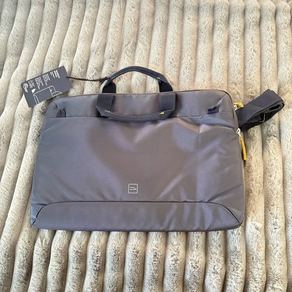 TUCANO smilza slim laptop bag